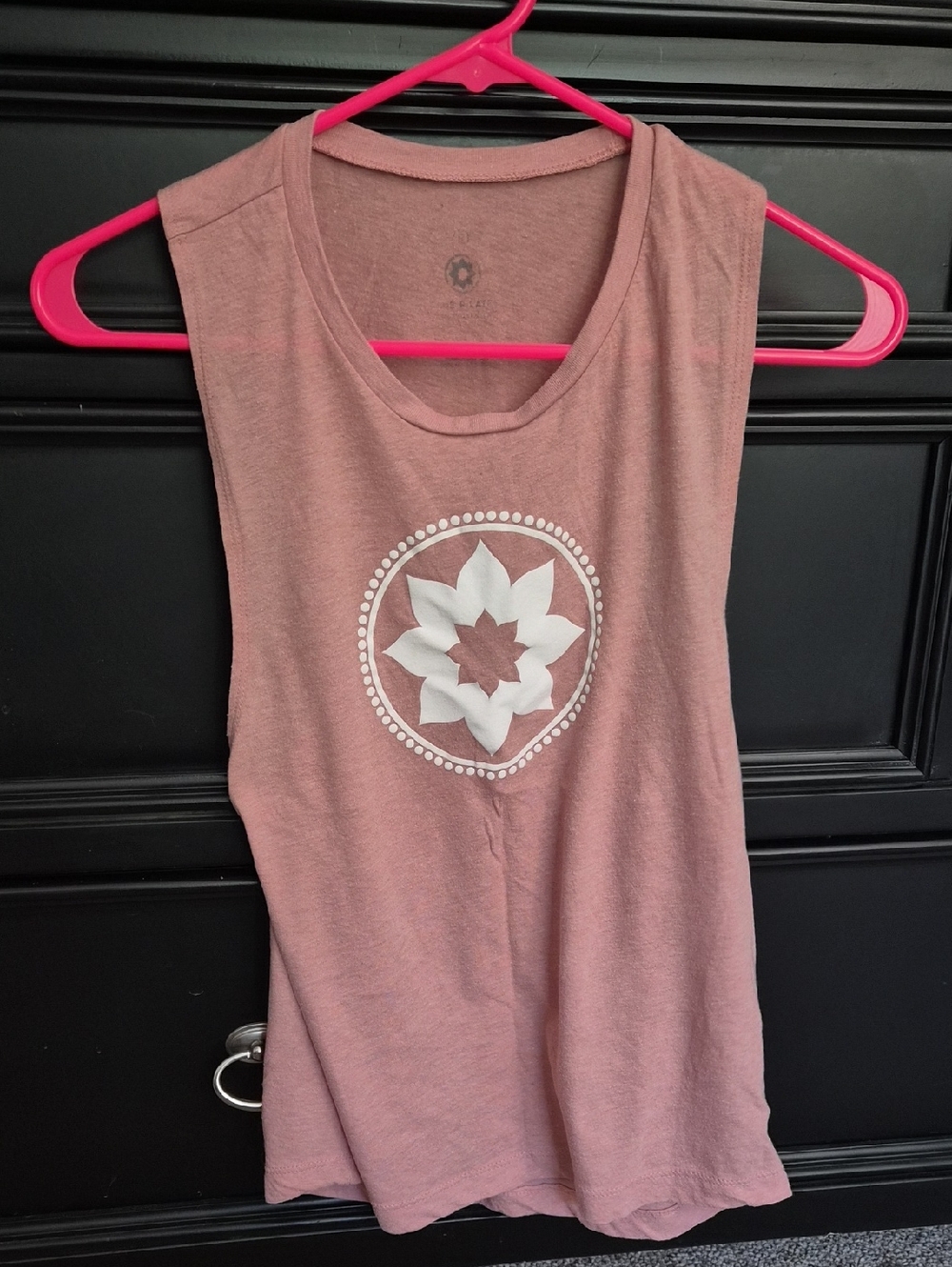 Women’s Sleeveless Pink Graphic Club Pilates Tank Top